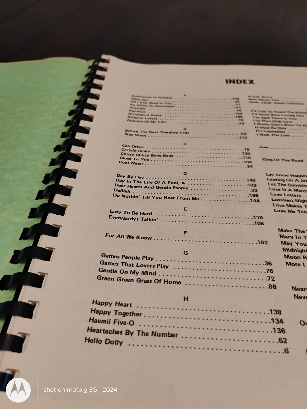 Spiral Bound Easy To Play Indexed Songbook - Mint Green & White